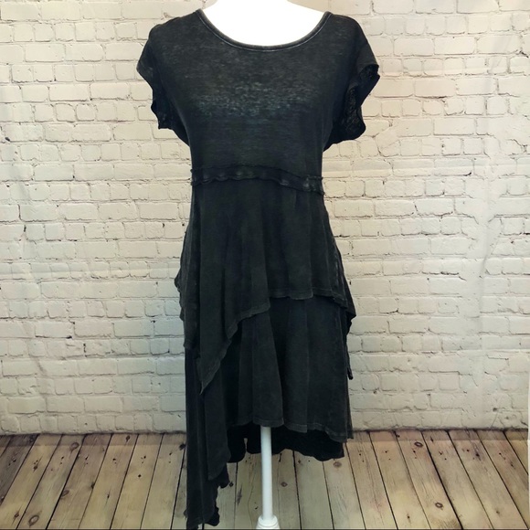 Free People Dresses & Skirts - FREE PEOPLE/   Black layered asymmetrical dress